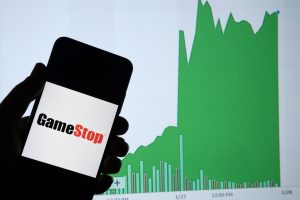 gamestop-stock-holding phone-graphic